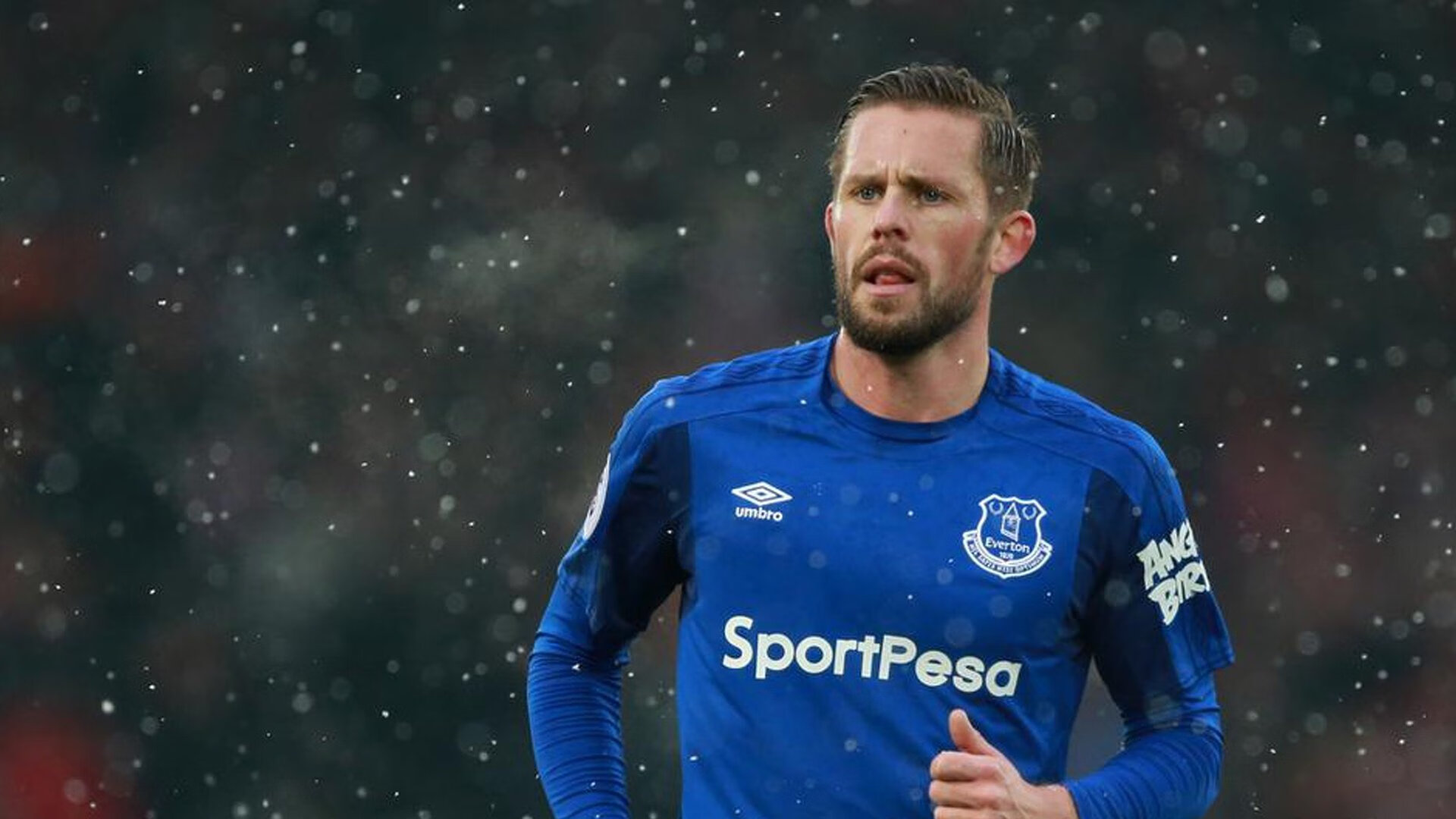 “英超豪门鏖战，迎来收官决战关键时刻”，英超豪门降级